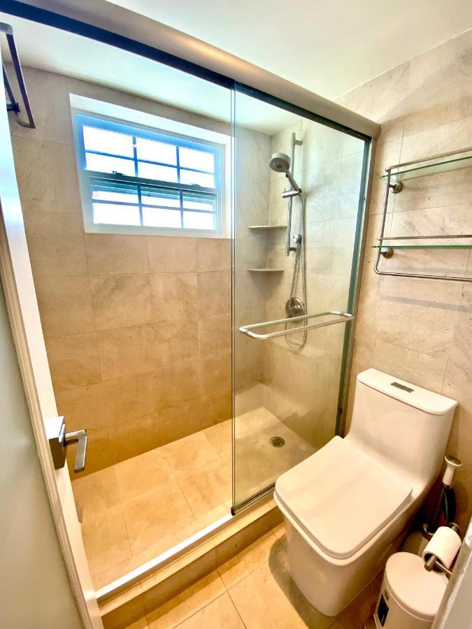 Premium Modern Waterfront Apartment With Miami Skyline View On The Bay 5 Mins Drive To Miami Beach With Free Parking Экстерьер фото